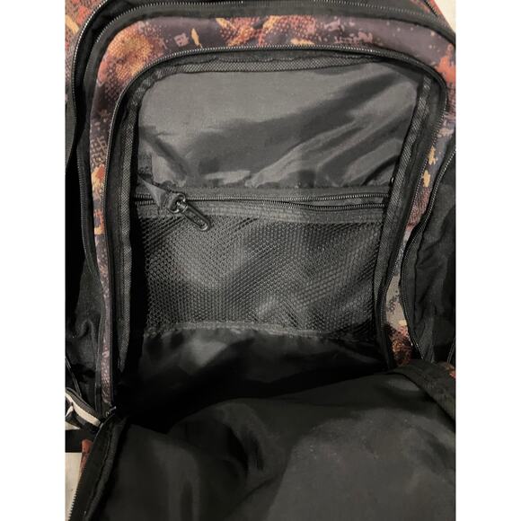 Eastsport Apex Brown Camo Sport Backpack - Picture 4 of 6